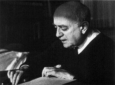 adorno.jpg
