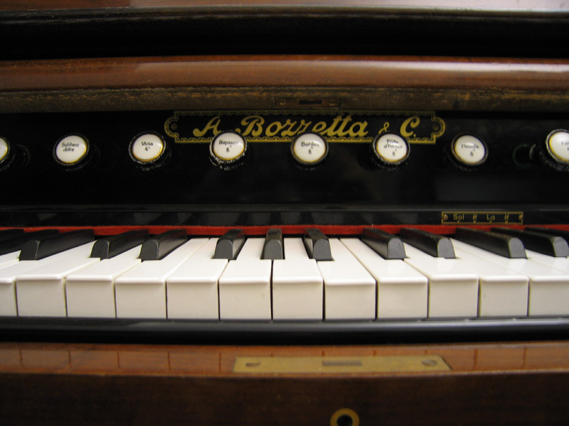 harmonium1.jpg