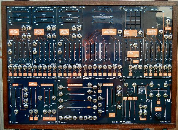 DIY ARP2600 Closeup Front_sm.jpg