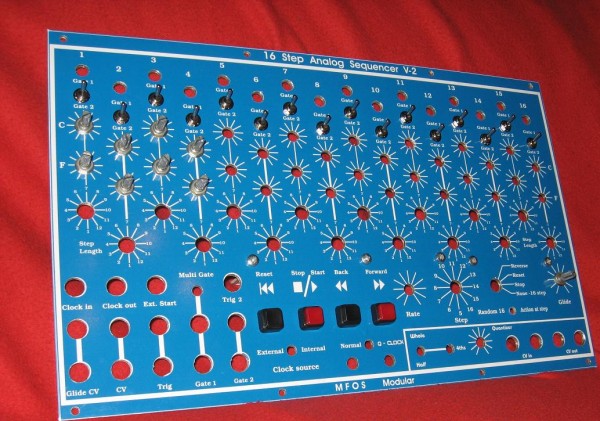 MFOS 16 step vari-sequencer  hardware.JPG