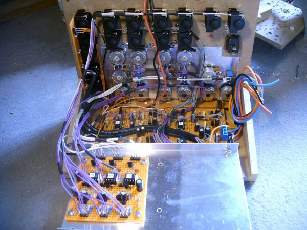 TR-808MC wiring - 03.jpg