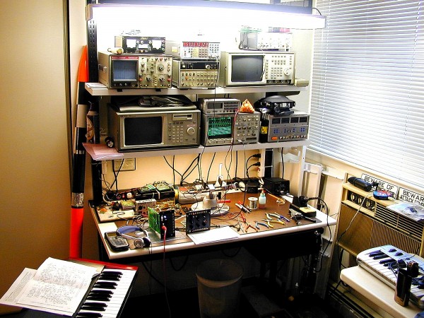 Workbench_dec-2005.JPG