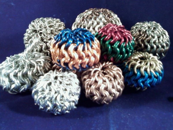 pileofspheres.jpg