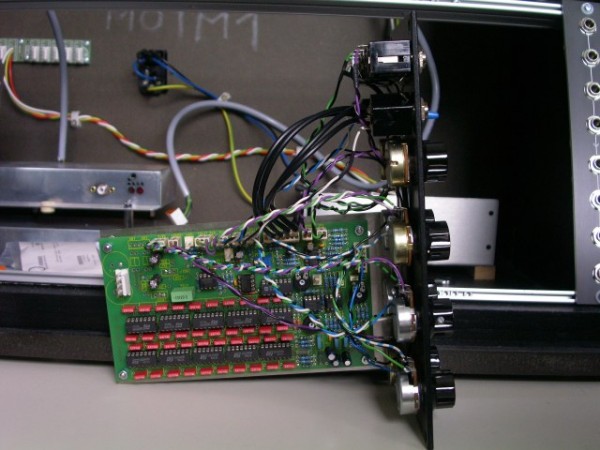 2012-06-29_JH_Tau_Phaser_1_CA3046_back.jpg